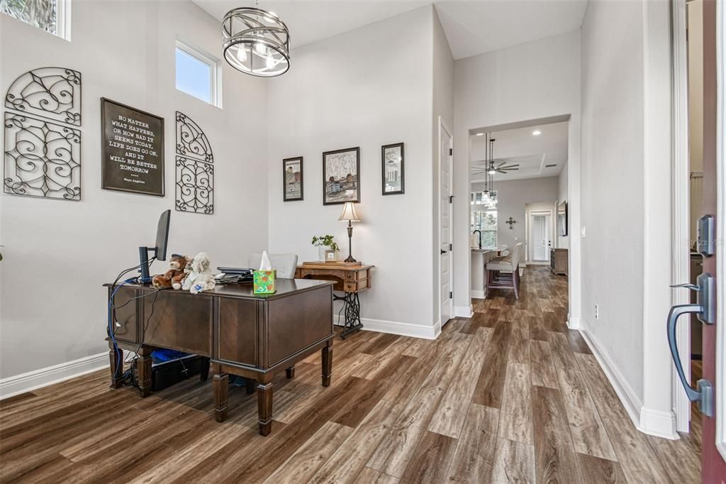 For Sale: $499,900 (3 beds, 2 baths, 1772 Square Feet)