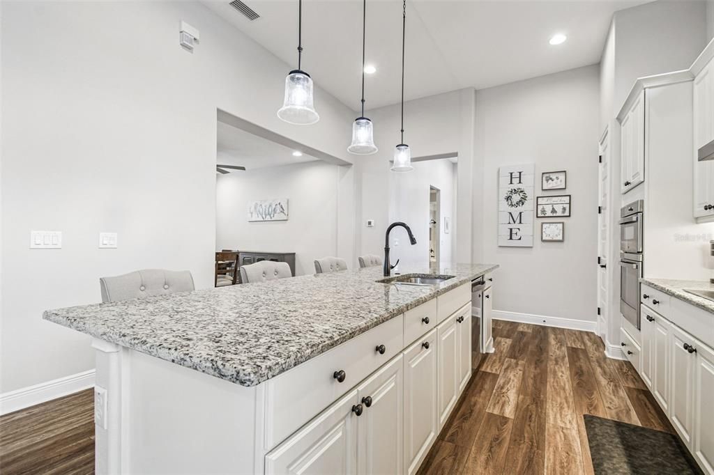 For Sale: $499,900 (3 beds, 2 baths, 1772 Square Feet)