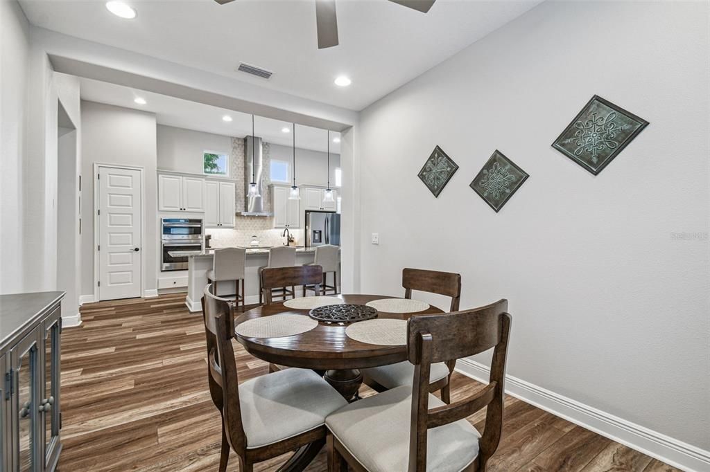 For Sale: $499,900 (3 beds, 2 baths, 1772 Square Feet)