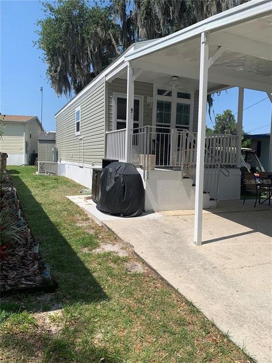 For Sale: $129,000 (1 beds, 1 baths, 400 Square Feet)