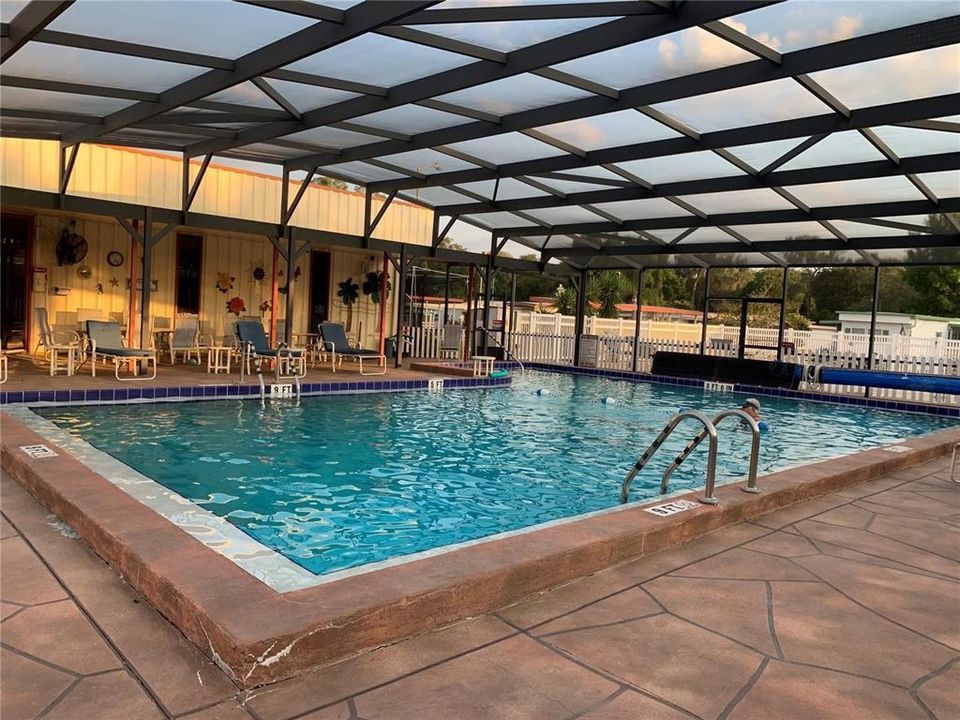 For Sale: $129,000 (1 beds, 1 baths, 400 Square Feet)