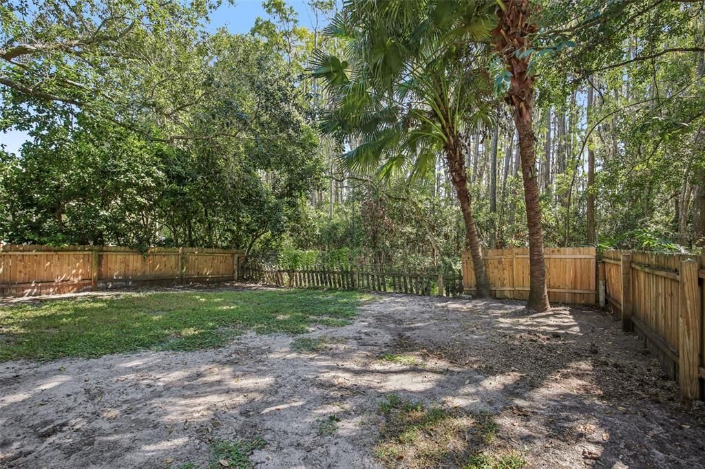 На продажу: $319,900 (3 спален, 2 ванн, 1255 Квадратных фут)