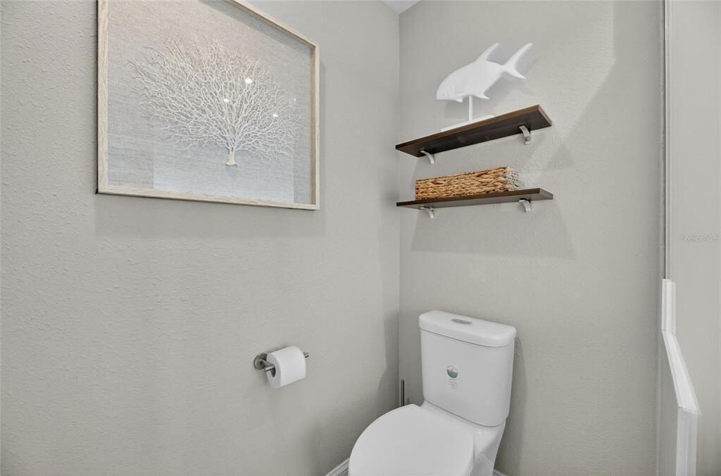 出租: $7,000 (3 贝兹, 3 浴室, 2150 平方英尺)