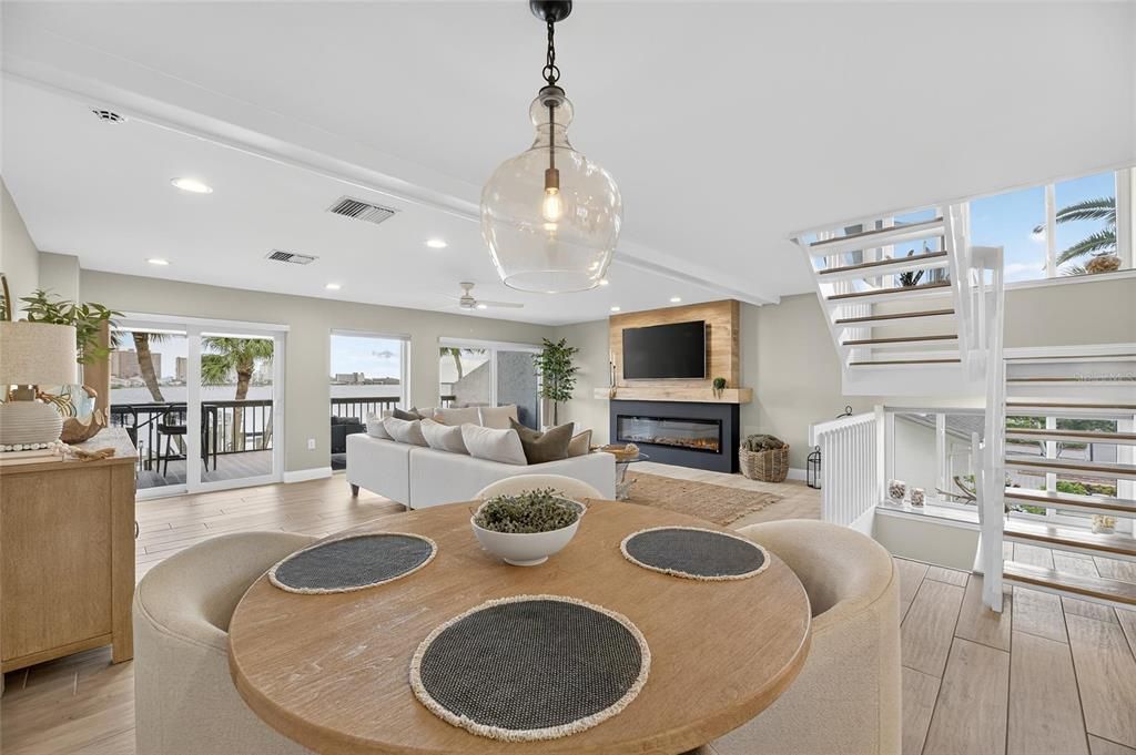 出租: $7,000 (3 贝兹, 3 浴室, 2150 平方英尺)