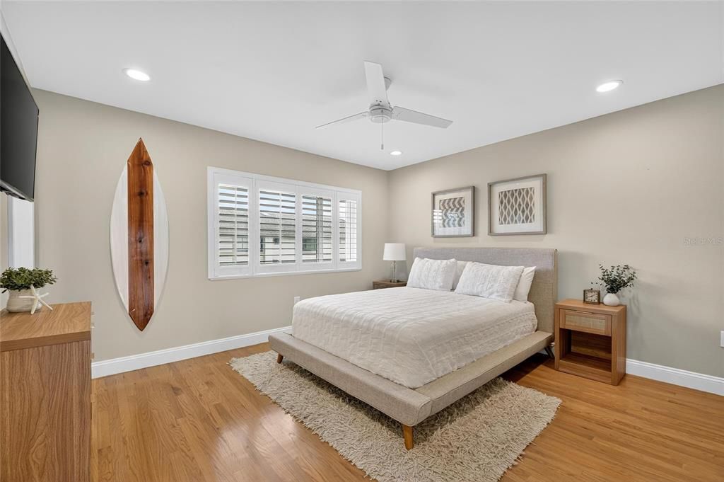 出租: $7,000 (3 贝兹, 3 浴室, 2150 平方英尺)