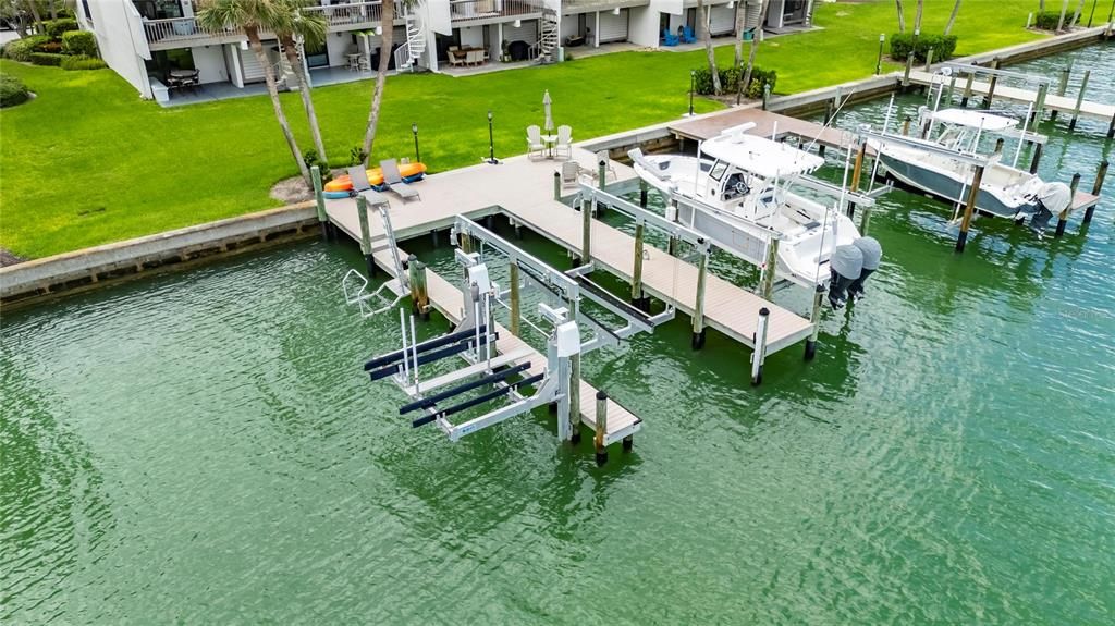 出租: $7,000 (3 贝兹, 3 浴室, 2150 平方英尺)