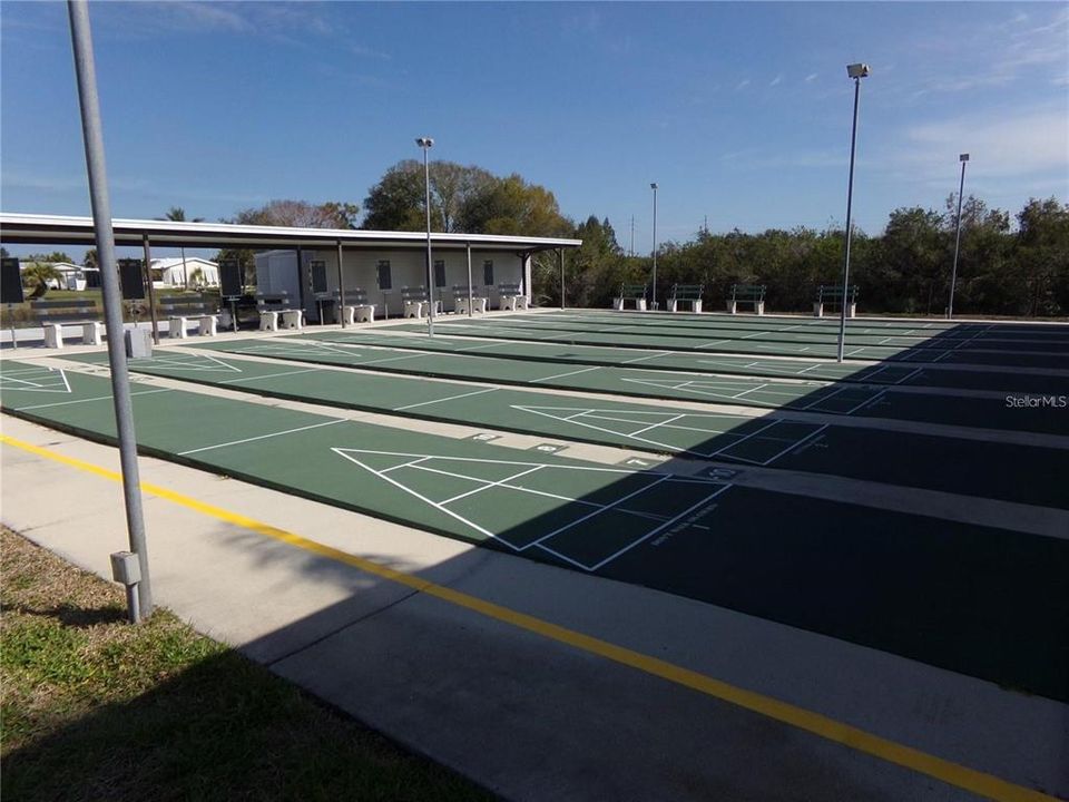 For Sale: $185,000 (2 beds, 2 baths, 1002 Square Feet)