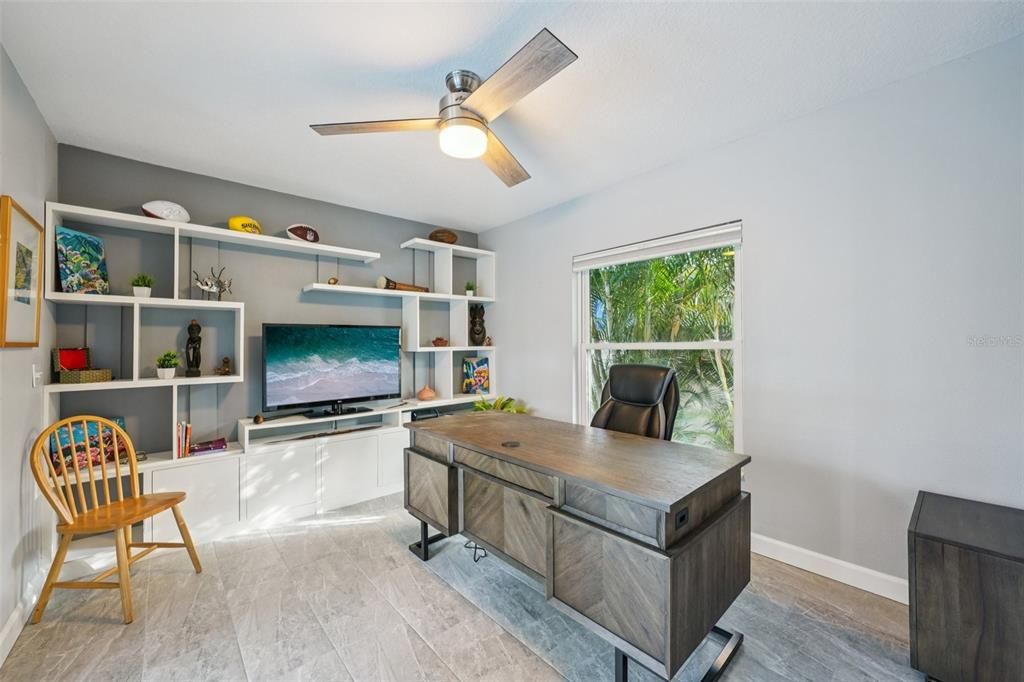 For Sale: $570,000 (3 beds, 2 baths, 1599 Square Feet)