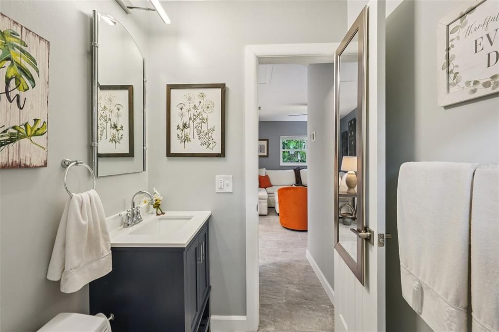 For Sale: $570,000 (3 beds, 2 baths, 1599 Square Feet)