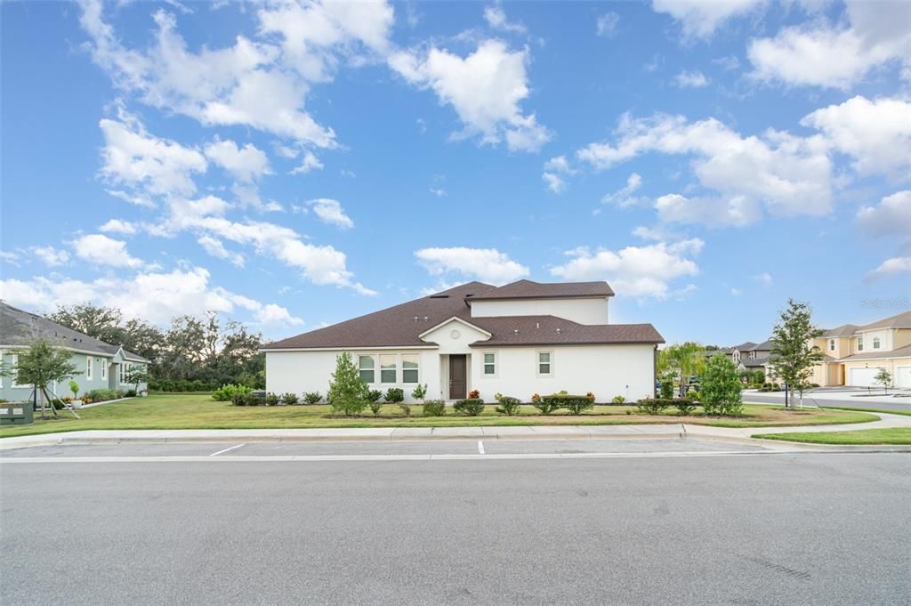 На продажу: $350,000 (2 спален, 3 ванн, 1728 Квадратных фут)