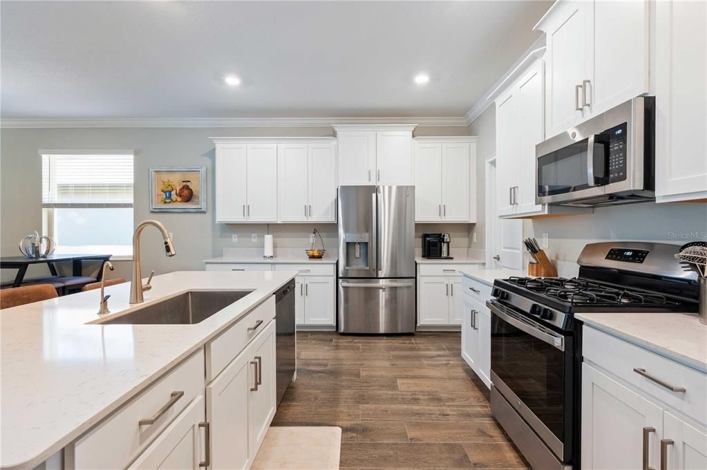 For Sale: $484,900 (3 beds, 2 baths, 2145 Square Feet)