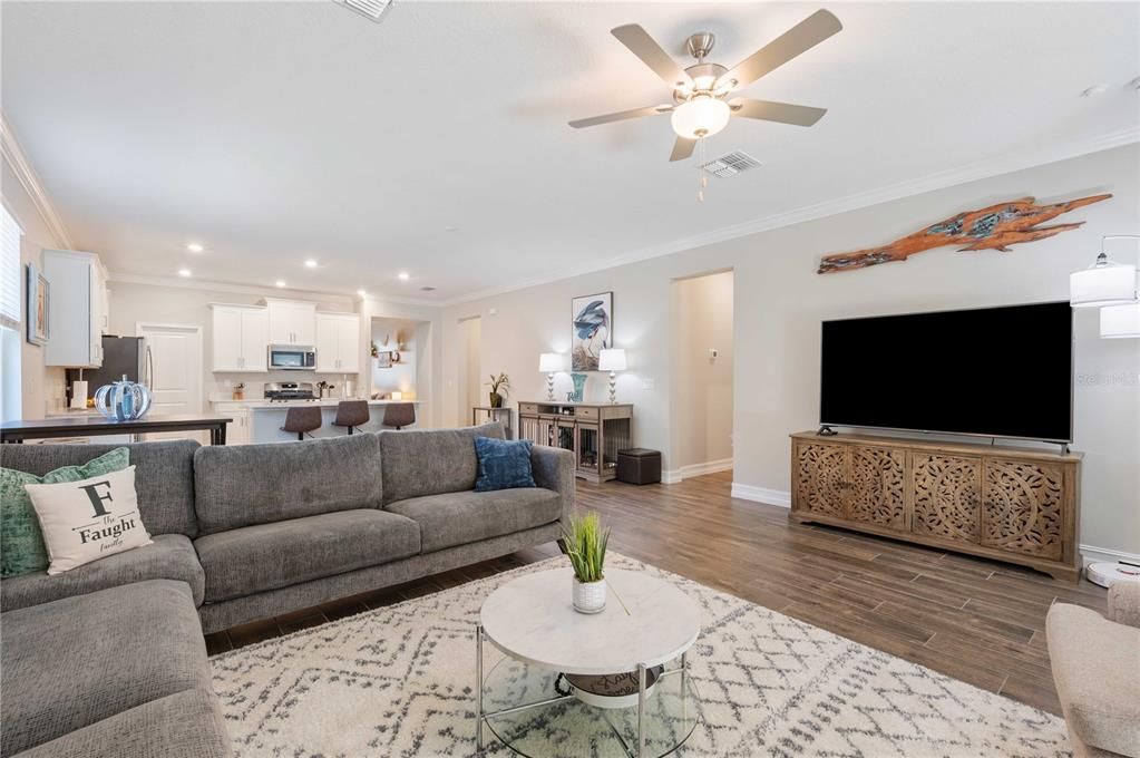 For Sale: $484,900 (3 beds, 2 baths, 2145 Square Feet)