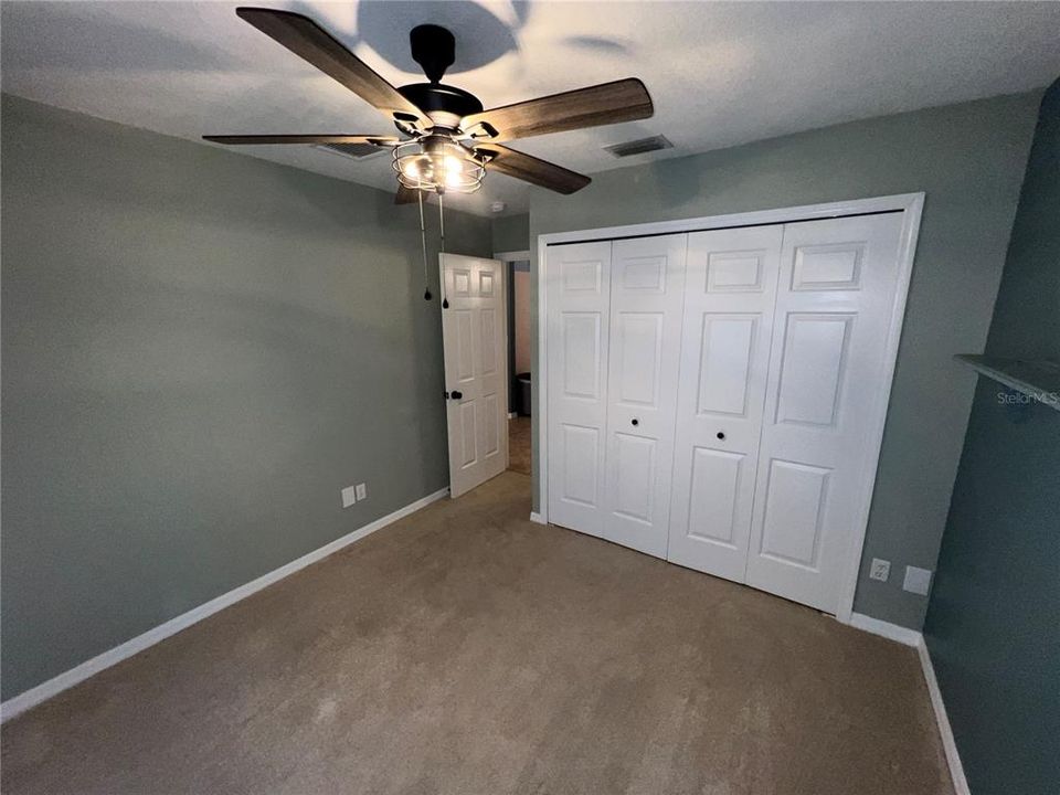 For Sale: $249,900 (2 beds, 2 baths, 858 Square Feet)