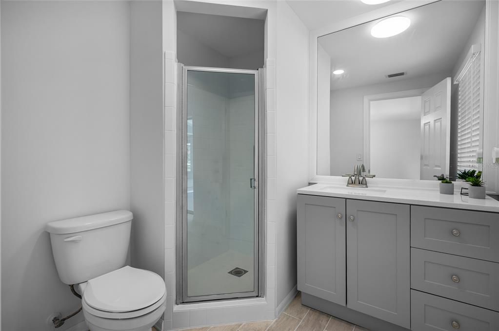 На продажу: $529,900 (3 спален, 2 ванн, 1706 Квадратных фут)