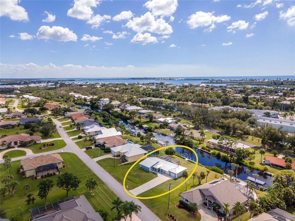 На продажу: $529,900 (3 спален, 2 ванн, 1706 Квадратных фут)