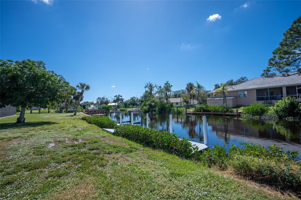 На продажу: $529,900 (3 спален, 2 ванн, 1706 Квадратных фут)