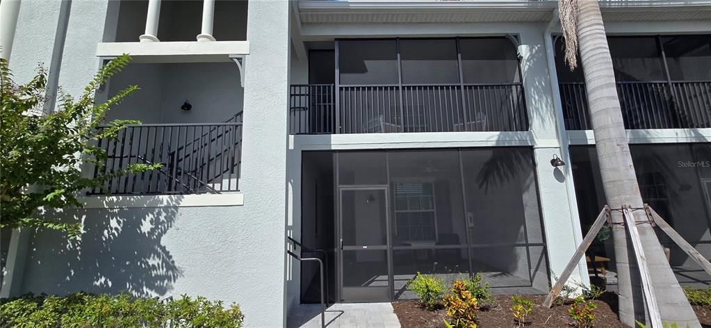 For Sale: $405,000 (2 beds, 2 baths, 1353 Square Feet)