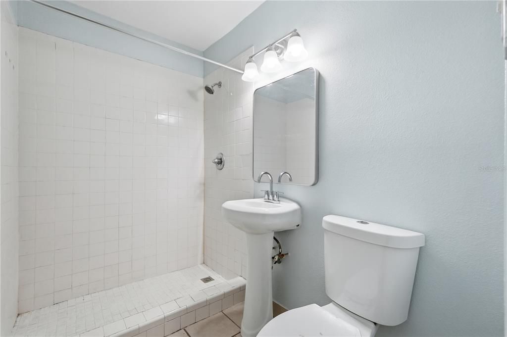 For Sale: $1,100,000 (0 beds, 0 baths, 5904 Square Feet)