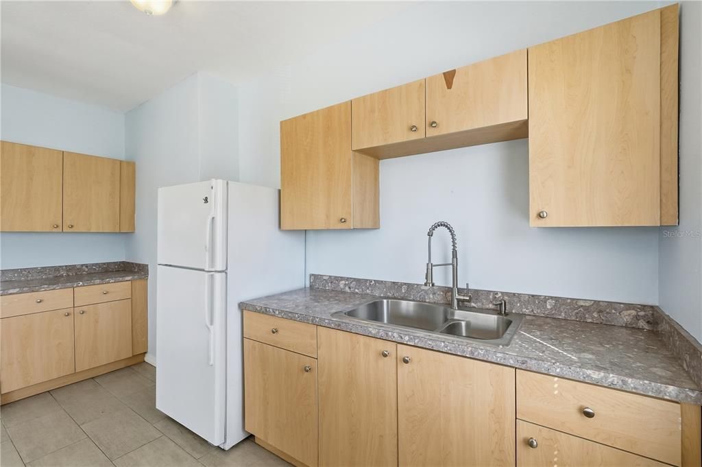 For Sale: $1,100,000 (0 beds, 0 baths, 5904 Square Feet)