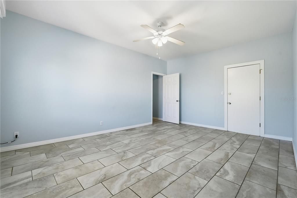 For Sale: $1,100,000 (0 beds, 0 baths, 5904 Square Feet)