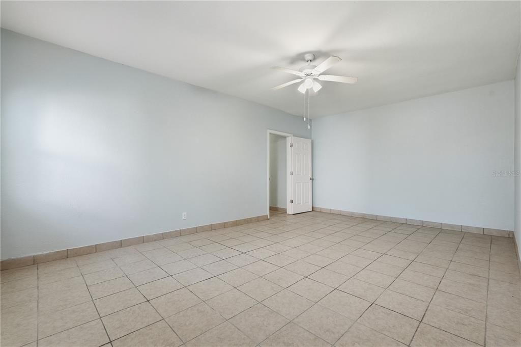 For Sale: $1,100,000 (0 beds, 0 baths, 5904 Square Feet)