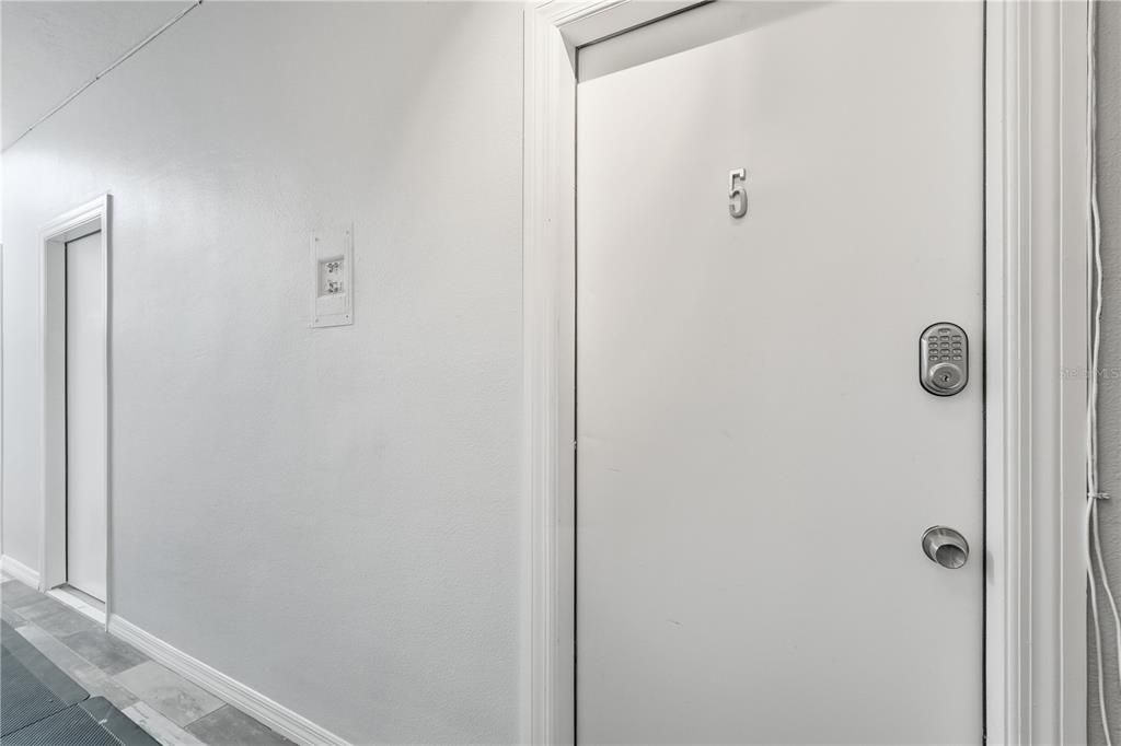 For Sale: $1,100,000 (0 beds, 0 baths, 5904 Square Feet)