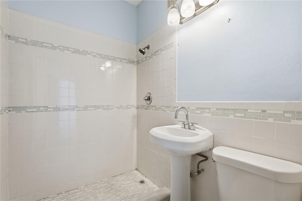 For Sale: $1,100,000 (0 beds, 0 baths, 5904 Square Feet)