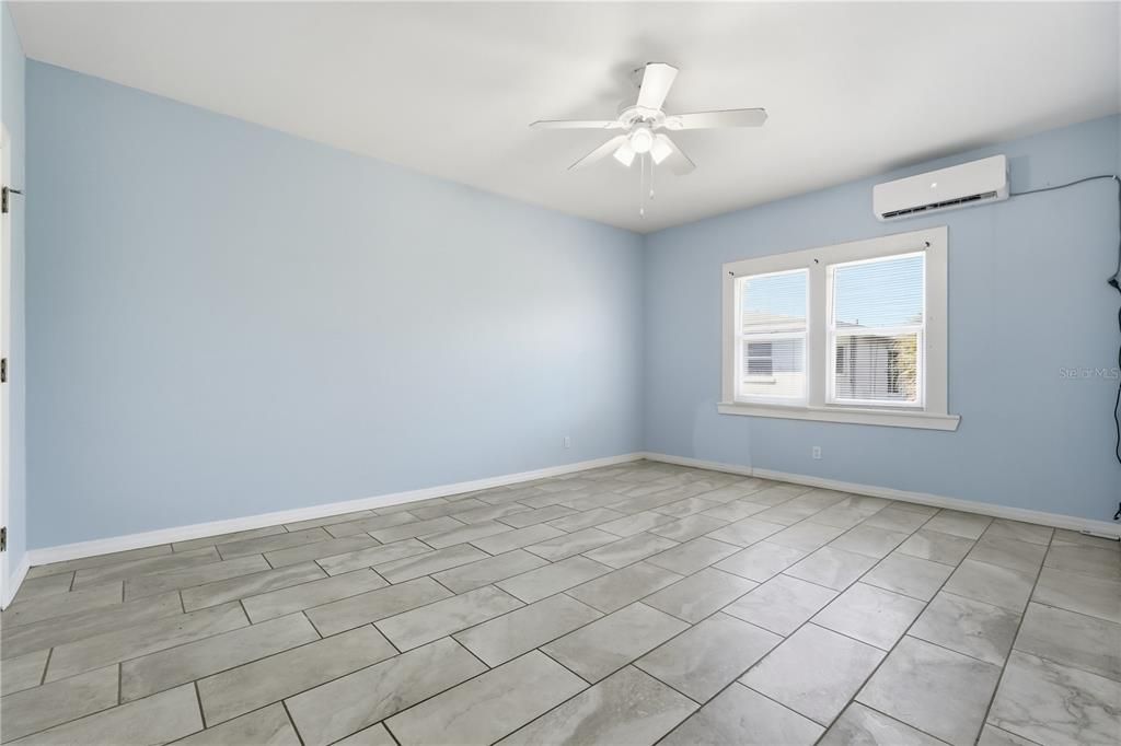 For Sale: $1,100,000 (0 beds, 0 baths, 5904 Square Feet)