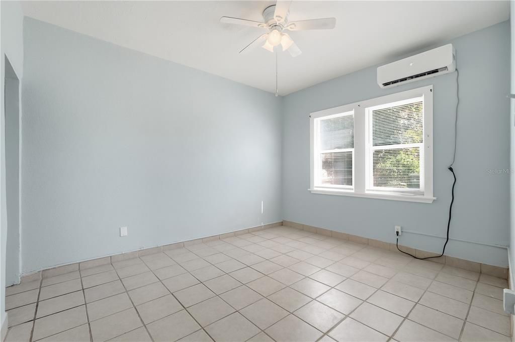 For Sale: $1,100,000 (0 beds, 0 baths, 5904 Square Feet)