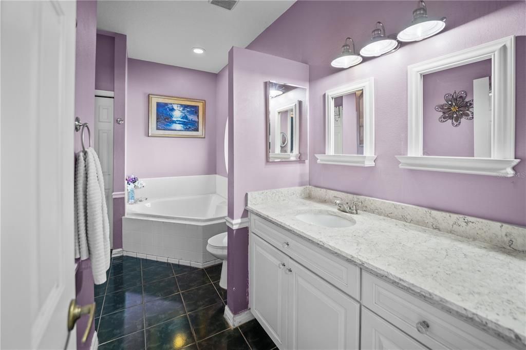 For Sale: $429,000 (4 beds, 2 baths, 1746 Square Feet)