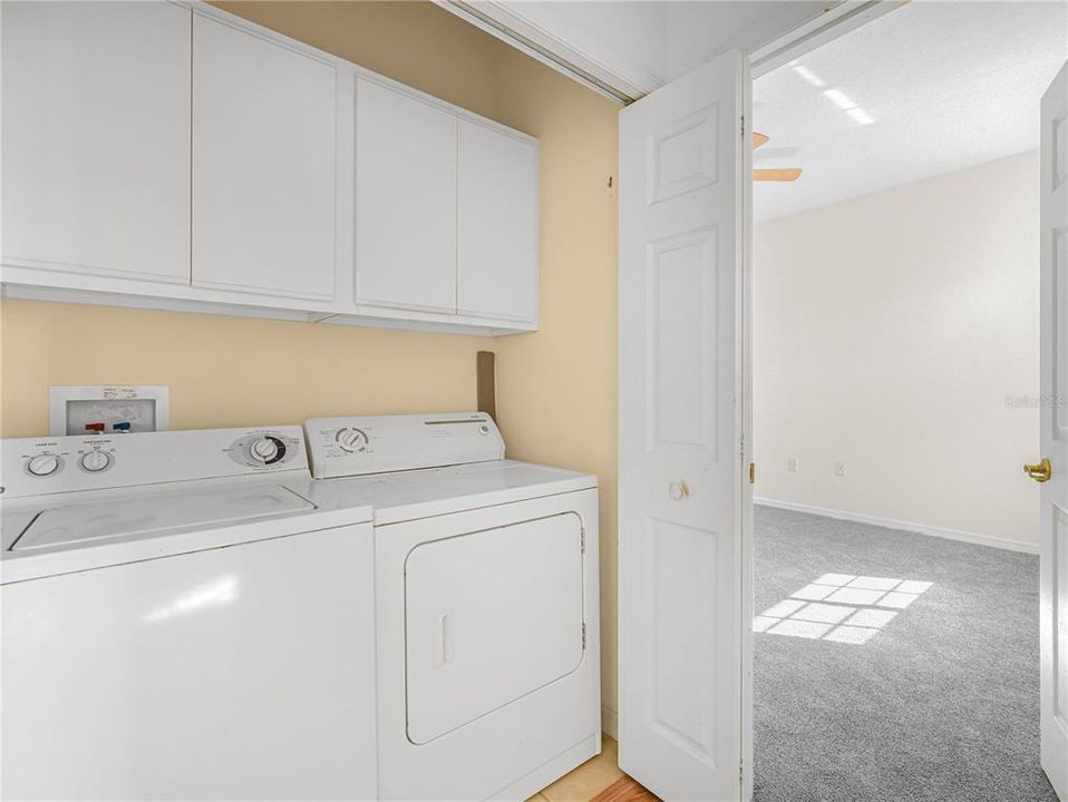 На продажу: $250,000 (3 спален, 2 ванн, 1362 Квадратных фут)