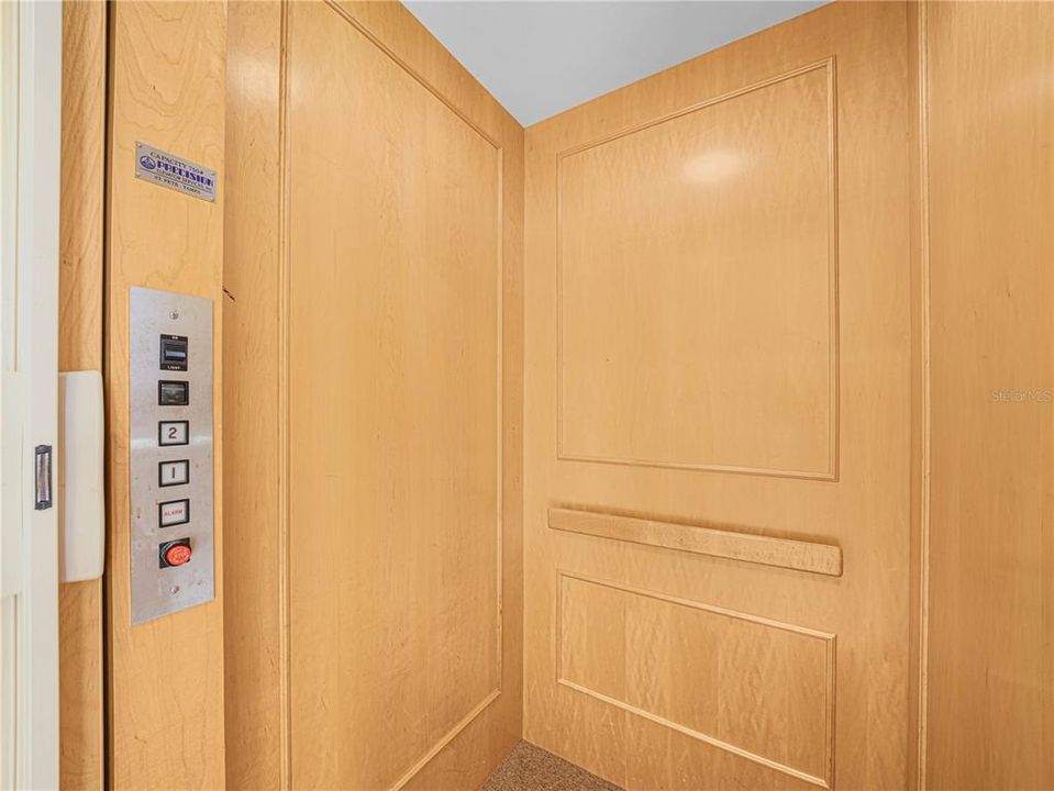 На продажу: $250,000 (3 спален, 2 ванн, 1362 Квадратных фут)