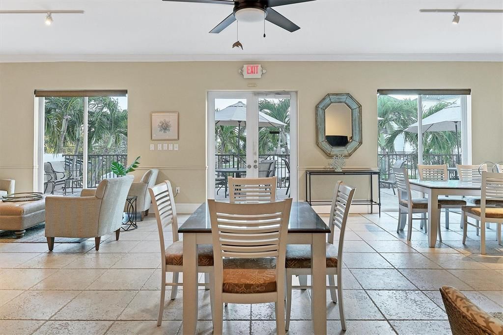 For Sale: $659,000 (3 beds, 2 baths, 1913 Square Feet)