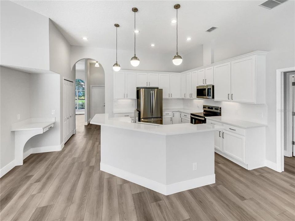 For Sale: $818,000 (5 beds, 3 baths, 3790 Square Feet)