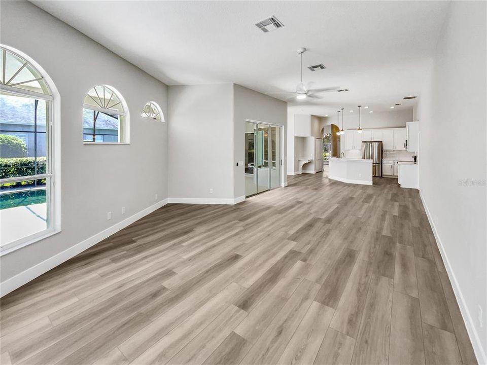 For Sale: $818,000 (5 beds, 3 baths, 3790 Square Feet)