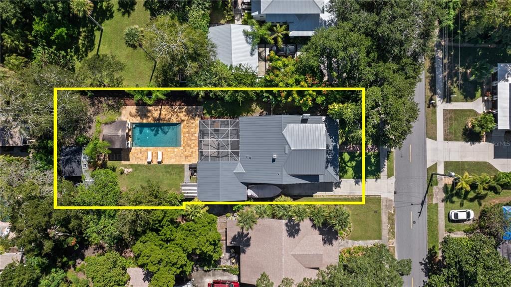 En Venta: $1,229,000 (4 camas, 3 baños, 2408 Pies cuadrados)