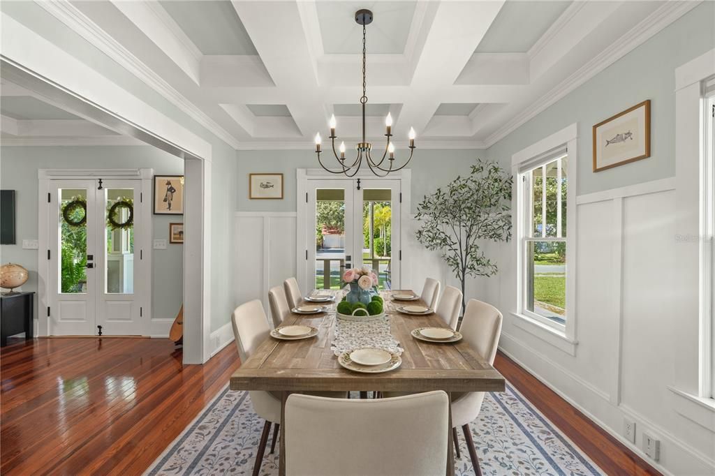 En Venta: $1,229,000 (4 camas, 3 baños, 2408 Pies cuadrados)