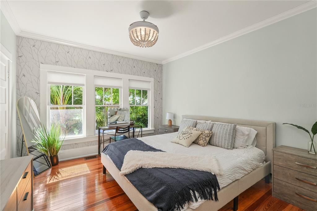 En Venta: $1,229,000 (4 camas, 3 baños, 2408 Pies cuadrados)