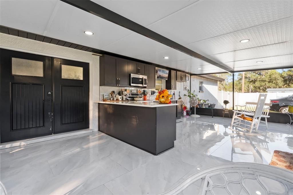 For Sale: $525,000 (3 beds, 2 baths, 1883 Square Feet)