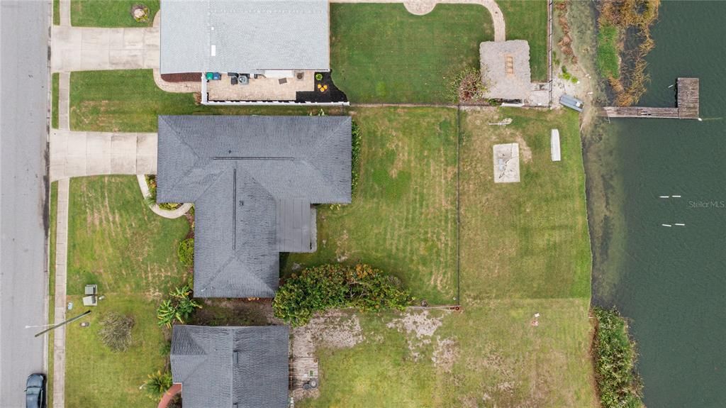 Под контрактом: $565,000 (4 спален, 2 ванн, 1772 Квадратных фут)