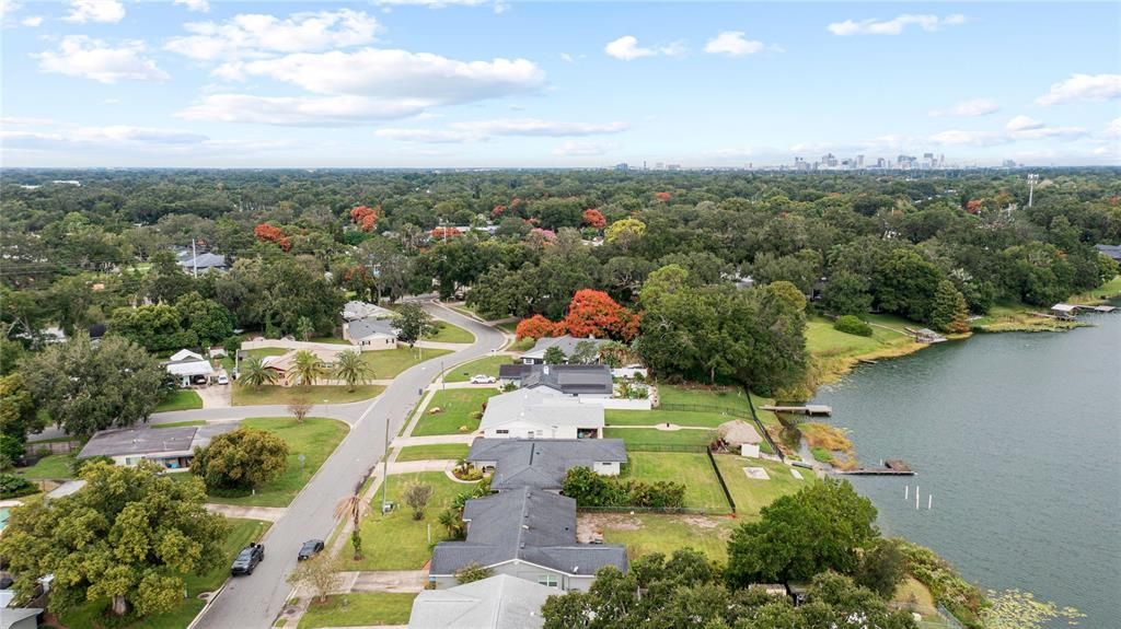 Под контрактом: $565,000 (4 спален, 2 ванн, 1772 Квадратных фут)