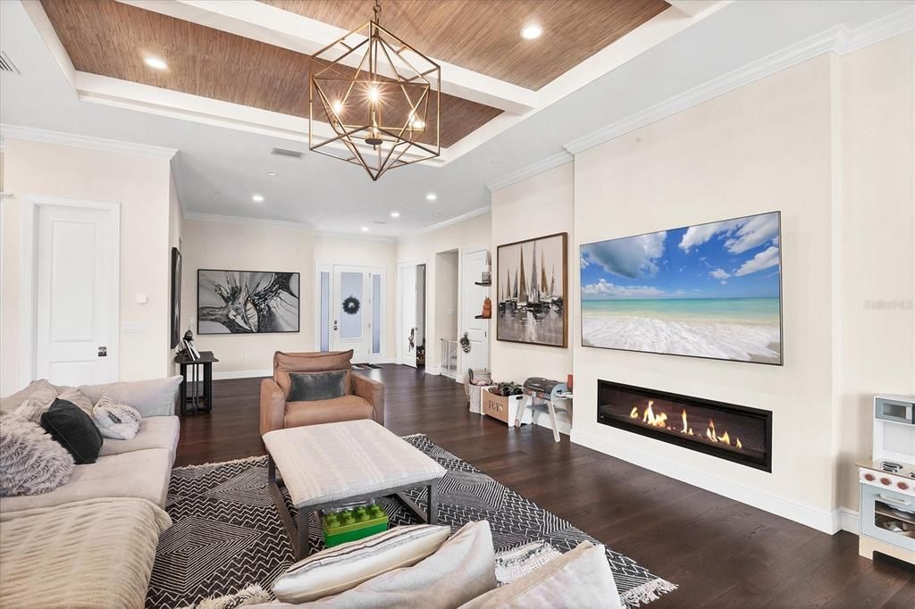 Activo con contrato: $2,625,000 (4 camas, 3 baños, 3331 Pies cuadrados)