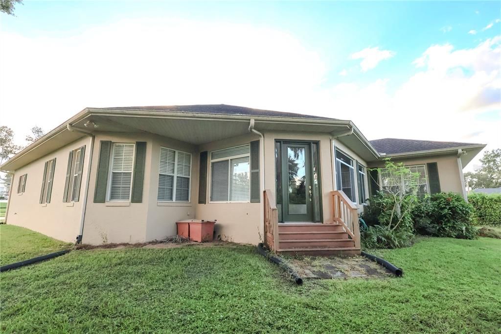 En Venta: $675,000 (3 camas, 2 baños, 3725 Pies cuadrados)