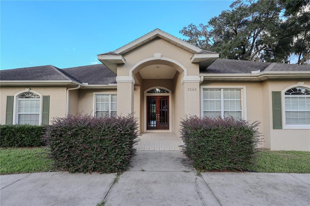 En Venta: $675,000 (3 camas, 2 baños, 3725 Pies cuadrados)