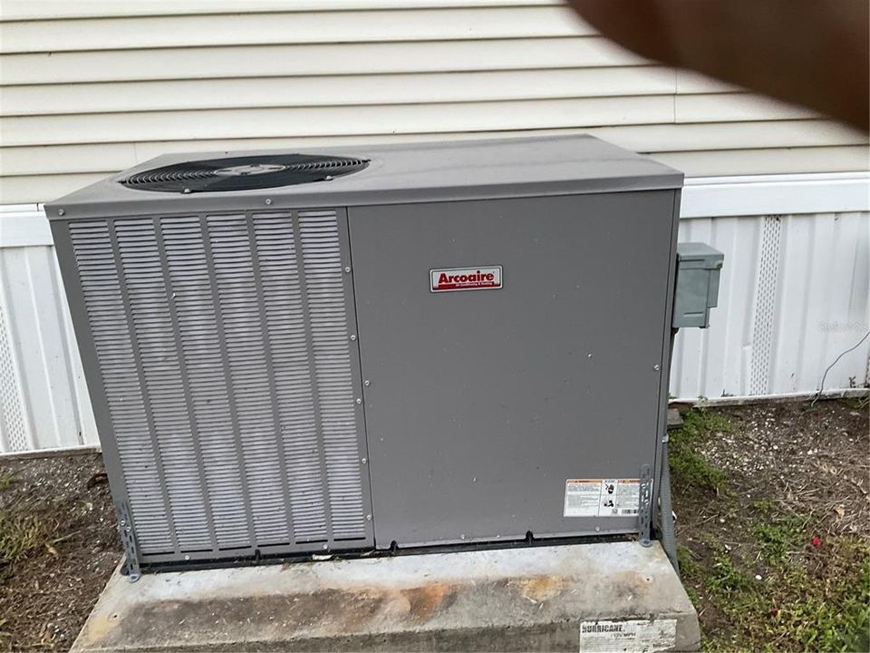 待售: $264,500 (3 贝兹, 2 浴室, 1569 平方英尺)