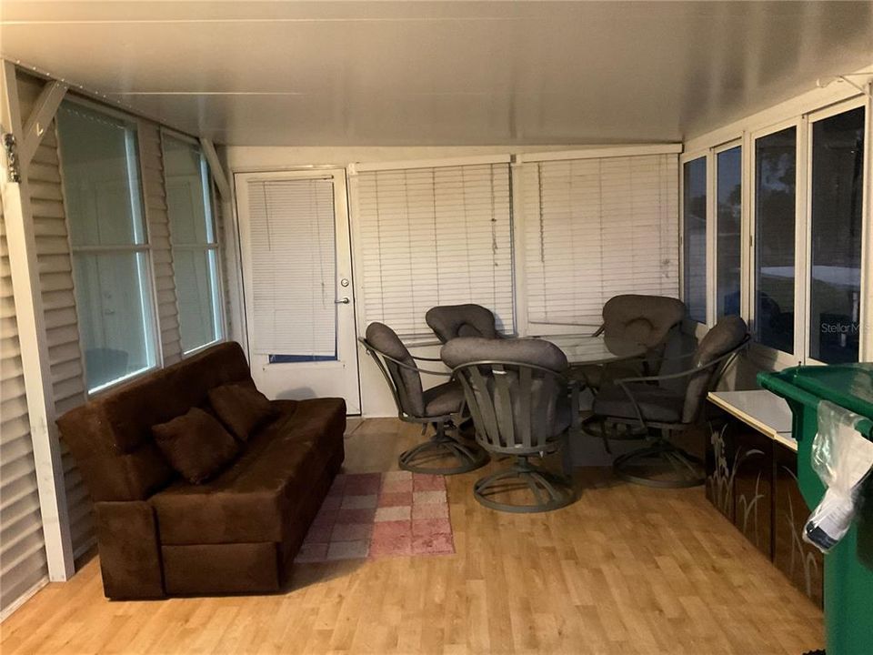 待售: $264,500 (3 贝兹, 2 浴室, 1569 平方英尺)