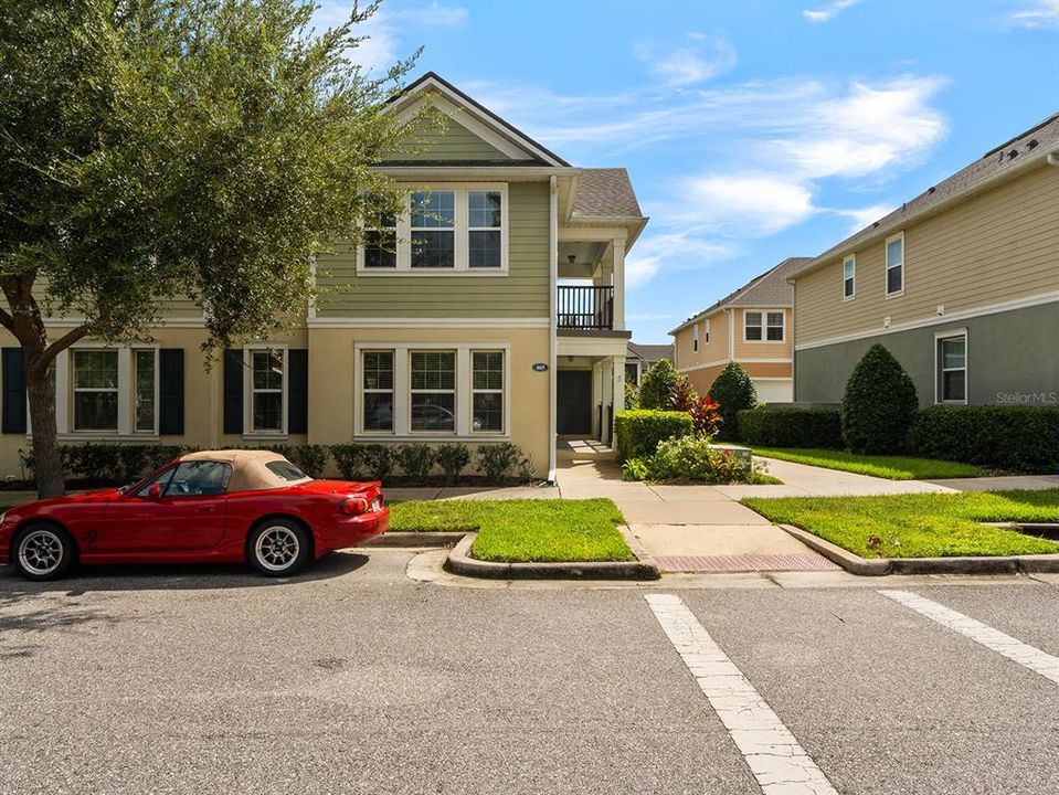 En Venta: $418,000 (4 camas, 2 baños, 1666 Pies cuadrados)