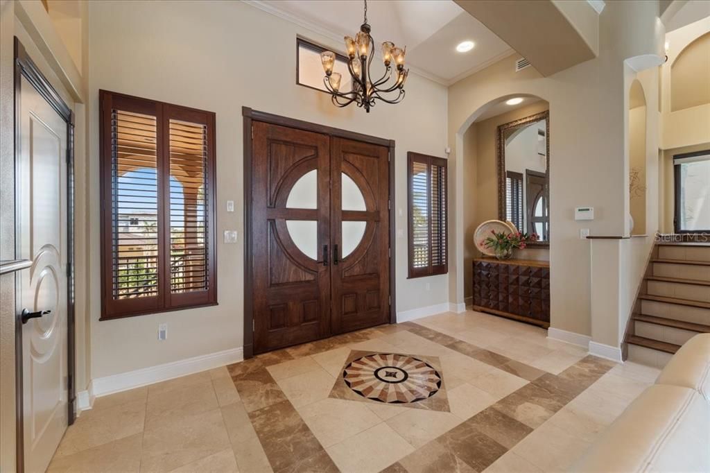 For Sale: $3,500,000 (6 beds, 7 baths, 5590 Square Feet)