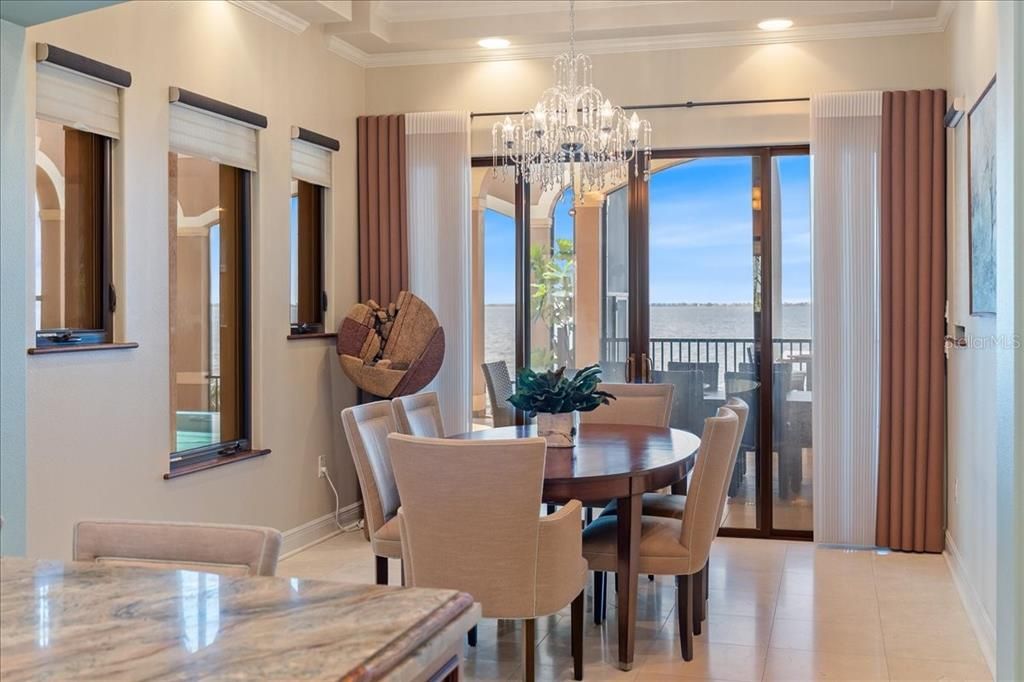 For Sale: $3,500,000 (6 beds, 7 baths, 5590 Square Feet)