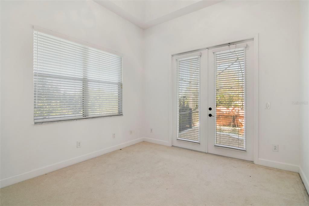 Active With Contract: $585,000 (5 beds, 3 baths, 2878 Square Feet)